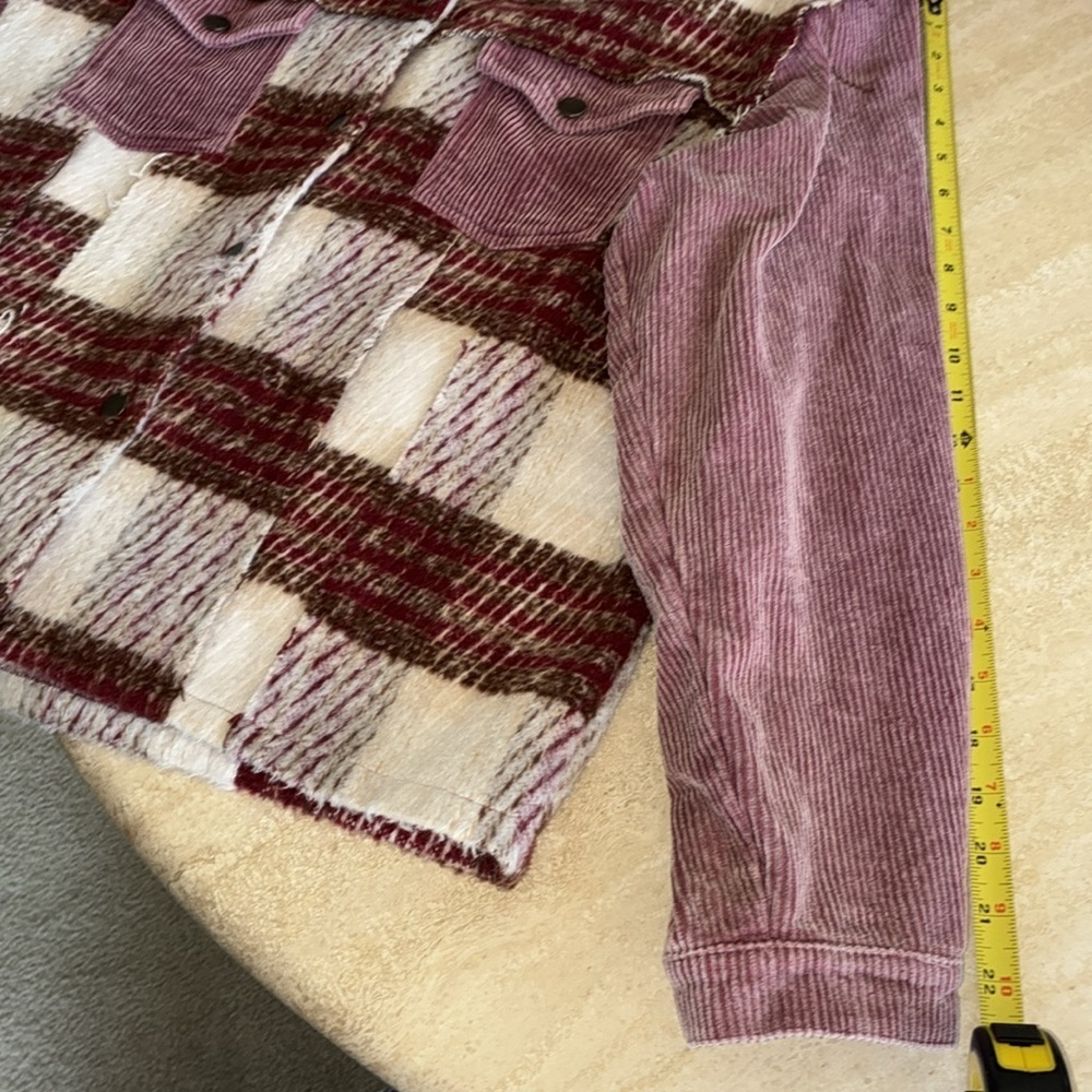 Pols jacket women's L corduroy plaid, fleece, button front, pockets. Shacket euc - Picture 15 of 17